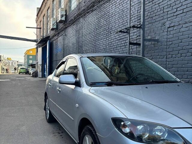 Сірий Мазда 3, об'ємом двигуна 1.6 л та пробігом 253 тис. км за 5500 $, фото 2 на Automoto.ua