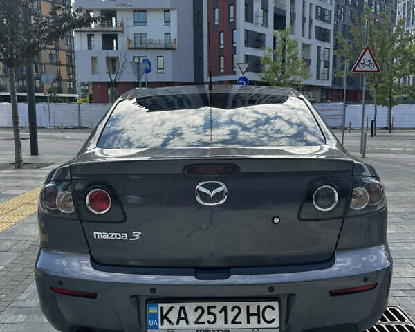 Серый Мазда 3, объемом двигателя 1.6 л и пробегом 115 тыс. км за 5700 $, фото 4 на Automoto.ua