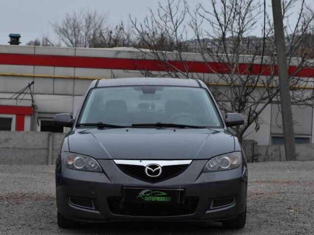 Серый Мазда 3, объемом двигателя 1.6 л и пробегом 180 тыс. км за 3850 $, фото 5 на Automoto.ua