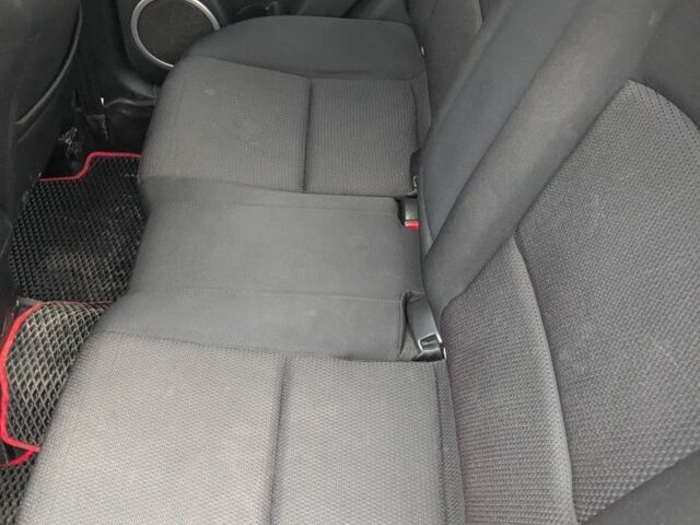 Серый Мазда 3, объемом двигателя 1.6 л и пробегом 200 тыс. км за 4900 $, фото 21 на Automoto.ua