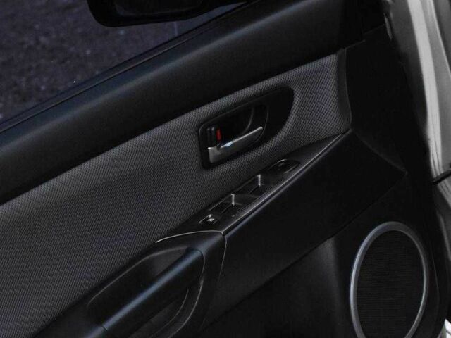 Сірий Мазда 3, об'ємом двигуна 2 л та пробігом 182 тис. км за 5499 $, фото 9 на Automoto.ua