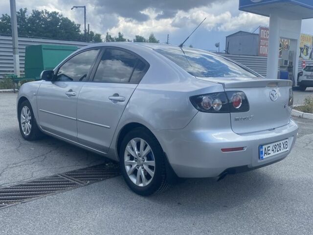 Сірий Мазда 3, об'ємом двигуна 1.6 л та пробігом 240 тис. км за 4950 $, фото 5 на Automoto.ua
