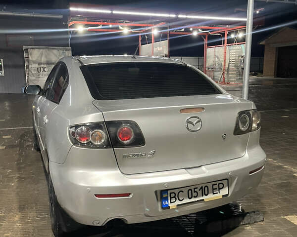 Сірий Мазда 3, об'ємом двигуна 1.6 л та пробігом 213 тис. км за 3500 $, фото 9 на Automoto.ua