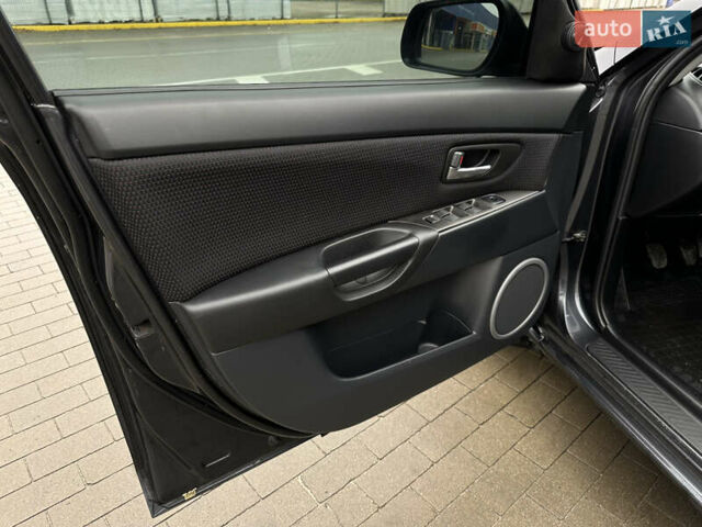 Серый Мазда 3, объемом двигателя 2 л и пробегом 188 тыс. км за 4999 $, фото 25 на Automoto.ua