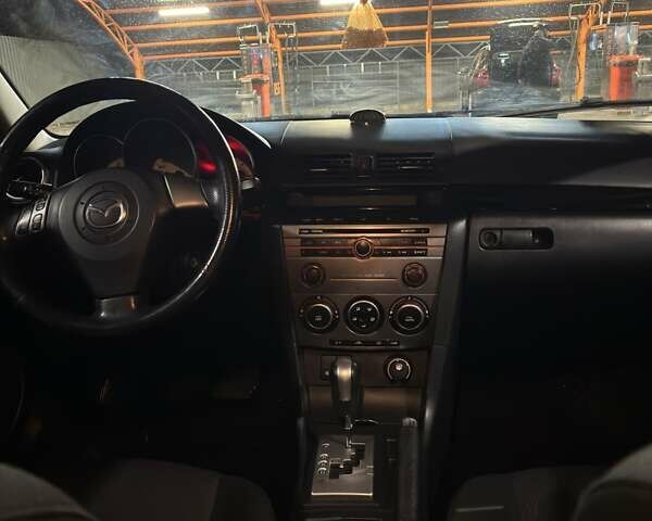 Сірий Мазда 3, об'ємом двигуна 1.6 л та пробігом 172 тис. км за 5600 $, фото 10 на Automoto.ua