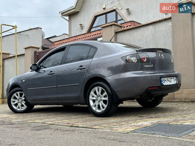 Серый Мазда 3, объемом двигателя 1.6 л и пробегом 178 тыс. км за 5800 $, фото 9 на Automoto.ua