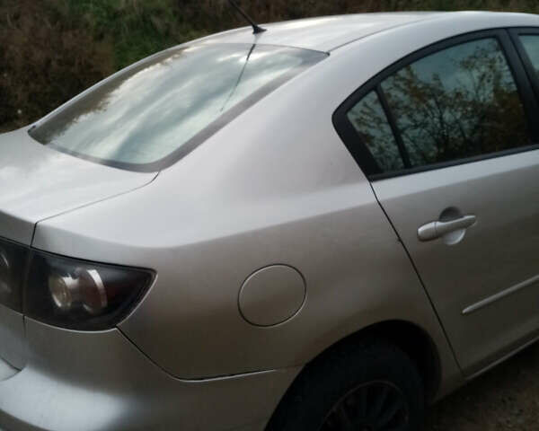 Сірий Мазда 3, об'ємом двигуна 1.6 л та пробігом 212 тис. км за 2800 $, фото 2 на Automoto.ua