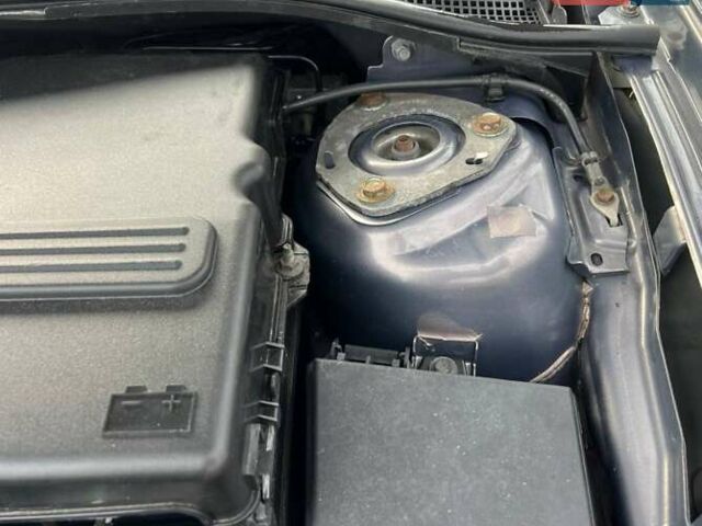 Серый Мазда 3, объемом двигателя 1.6 л и пробегом 178 тыс. км за 6250 $, фото 26 на Automoto.ua