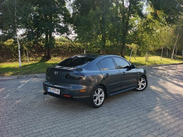 Серый Мазда 3, объемом двигателя 2 л и пробегом 175 тыс. км за 5000 $, фото 1 на Automoto.ua