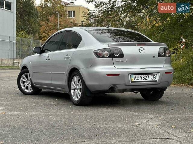 Серый Мазда 3, объемом двигателя 1.6 л и пробегом 216 тыс. км за 5900 $, фото 5 на Automoto.ua