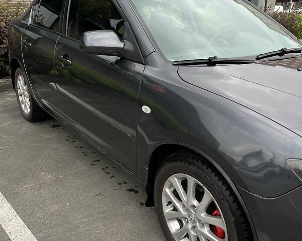 Серый Мазда 3, объемом двигателя 1.6 л и пробегом 199 тыс. км за 6000 $, фото 5 на Automoto.ua