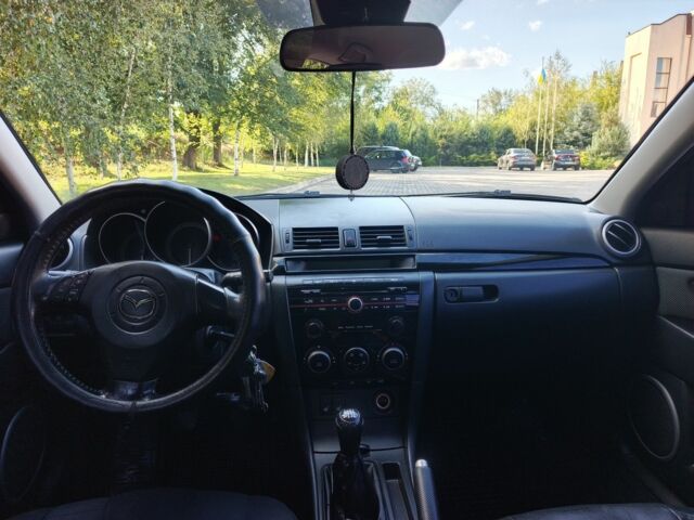 Серый Мазда 3, объемом двигателя 2 л и пробегом 175 тыс. км за 5000 $, фото 4 на Automoto.ua