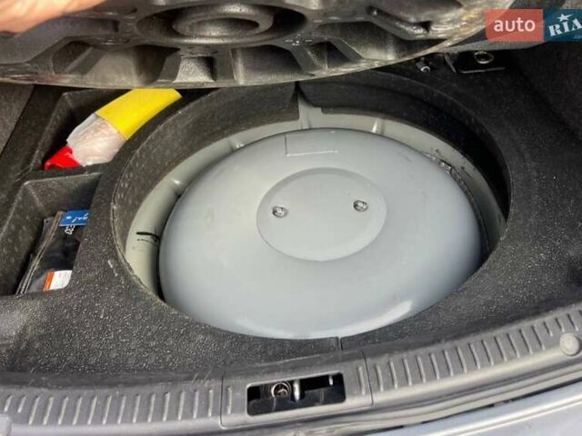 Серый Мазда 3, объемом двигателя 1.6 л и пробегом 178 тыс. км за 6250 $, фото 12 на Automoto.ua