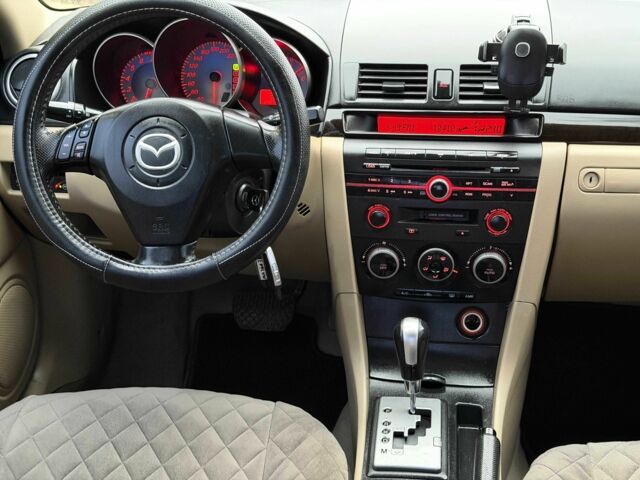 Серый Мазда 3, объемом двигателя 1.6 л и пробегом 170 тыс. км за 6000 $, фото 14 на Automoto.ua