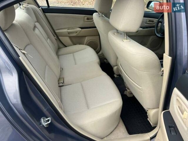 Серый Мазда 3, объемом двигателя 1.6 л и пробегом 178 тыс. км за 6250 $, фото 37 на Automoto.ua