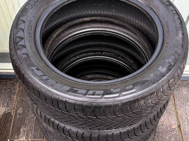 Серый Мазда 3, объемом двигателя 1.6 л и пробегом 175 тыс. км за 6200 $, фото 12 на Automoto.ua