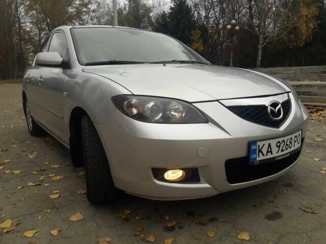 Серый Мазда 3, объемом двигателя 1.6 л и пробегом 204 тыс. км за 5450 $, фото 1 на Automoto.ua