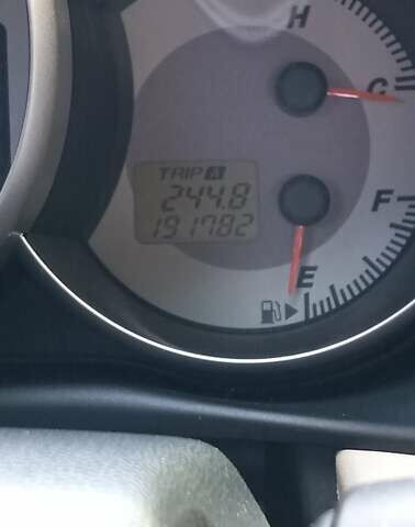 Серый Мазда 3, объемом двигателя 1.6 л и пробегом 192 тыс. км за 6700 $, фото 8 на Automoto.ua