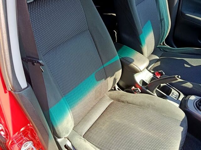 Серый Мазда 3, объемом двигателя 1.6 л и пробегом 250 тыс. км за 5800 $, фото 6 на Automoto.ua