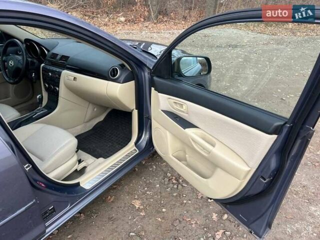 Серый Мазда 3, объемом двигателя 1.6 л и пробегом 178 тыс. км за 6250 $, фото 39 на Automoto.ua