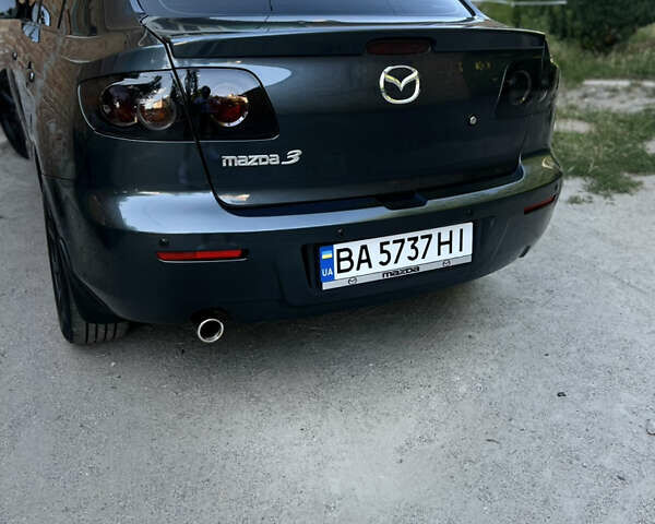 Серый Мазда 3, объемом двигателя 1.6 л и пробегом 246 тыс. км за 6400 $, фото 5 на Automoto.ua