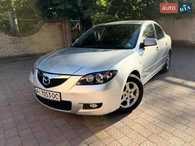 Серый Мазда 3, объемом двигателя 1.6 л и пробегом 270 тыс. км за 5950 $, фото 2 на Automoto.ua