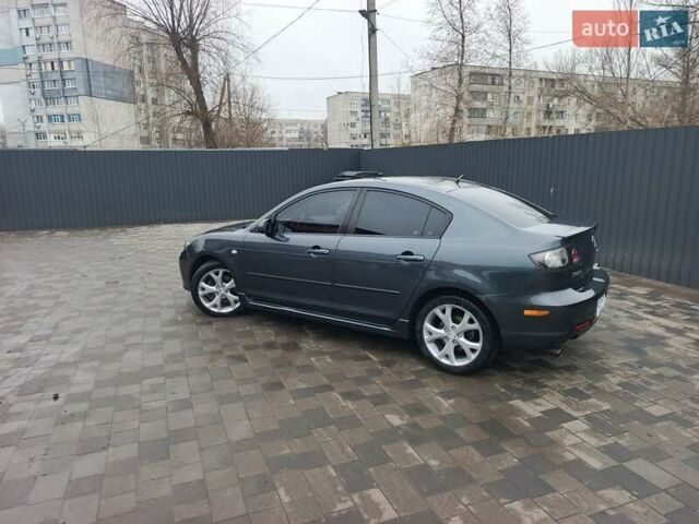 Серый Мазда 3, объемом двигателя 2 л и пробегом 157 тыс. км за 6050 $, фото 1 на Automoto.ua