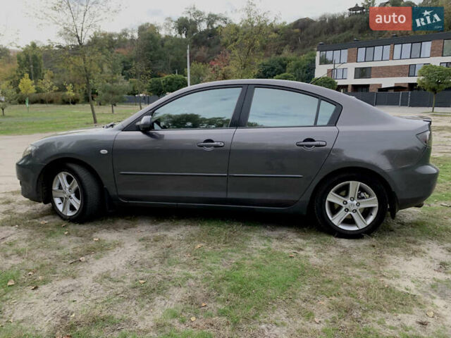 Сірий Мазда 3, об'ємом двигуна 1.6 л та пробігом 228 тис. км за 6100 $, фото 8 на Automoto.ua