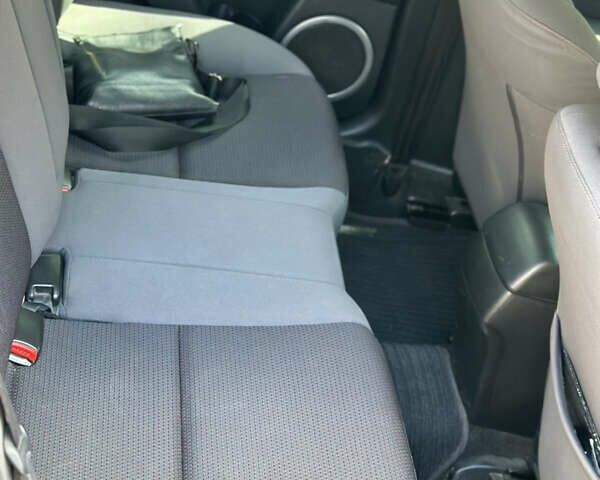 Серый Мазда 3, объемом двигателя 1.6 л и пробегом 246 тыс. км за 6500 $, фото 6 на Automoto.ua