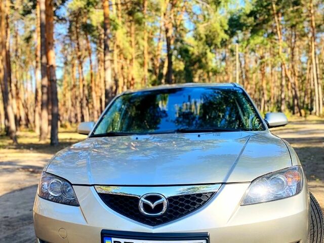 Серый Мазда 3, объемом двигателя 1.6 л и пробегом 249 тыс. км за 4700 $, фото 1 на Automoto.ua