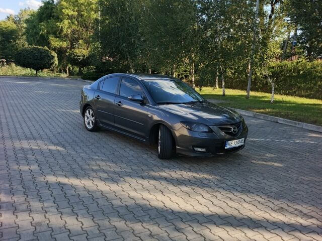 Серый Мазда 3, объемом двигателя 2 л и пробегом 175 тыс. км за 5000 $, фото 2 на Automoto.ua