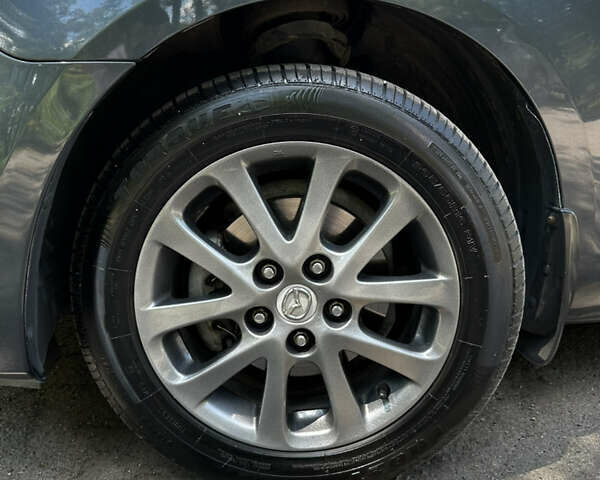 Серый Мазда 3, объемом двигателя 1.6 л и пробегом 246 тыс. км за 6500 $, фото 4 на Automoto.ua