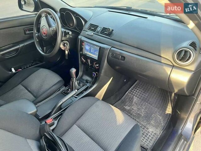 Мазда 3 2008 в Змиеве на Automoto.ua Серый Мазда 3, объемом двигателя 2 л и пробегом 290 тыс. км за 5700 $, фото 2 на Automoto.ua