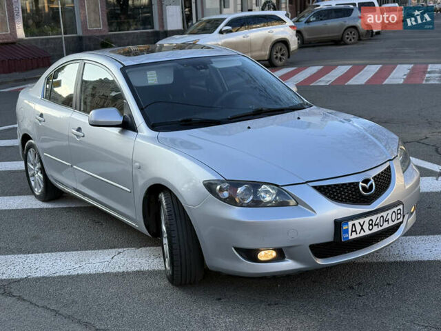 Сірий Мазда 3, об'ємом двигуна 1.6 л та пробігом 218 тис. км за 4850 $, фото 4 на Automoto.ua