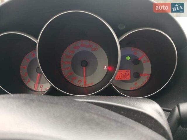 Серый Мазда 3, объемом двигателя 1.6 л и пробегом 223 тыс. км за 5600 $, фото 5 на Automoto.ua