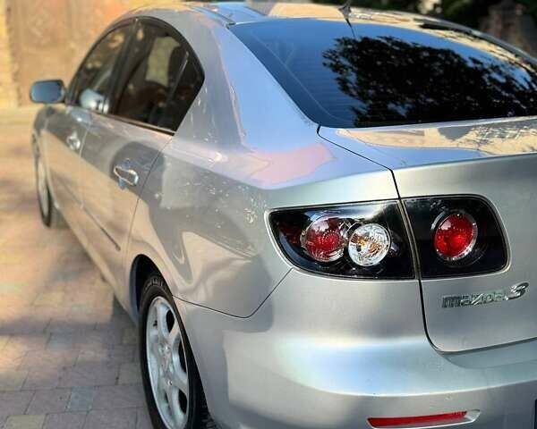 Серый Мазда 3, объемом двигателя 1.6 л и пробегом 270 тыс. км за 5950 $, фото 12 на Automoto.ua