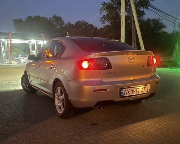 Серый Мазда 3, объемом двигателя 1.6 л и пробегом 250 тыс. км за 5800 $, фото 15 на Automoto.ua