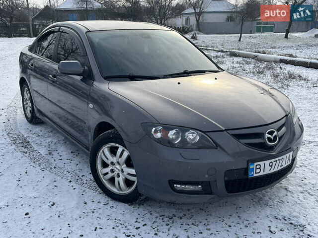 Сірий Мазда 3, об'ємом двигуна 2 л та пробігом 163 тис. км за 4350 $, фото 1 на Automoto.ua