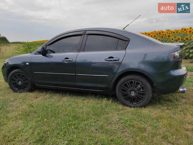 Сірий Мазда 3, об'ємом двигуна 1.6 л та пробігом 173 тис. км за 6500 $, фото 4 на Automoto.ua