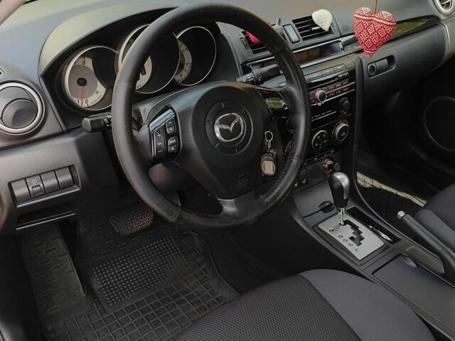 Сірий Мазда 3, об'ємом двигуна 1.6 л та пробігом 234 тис. км за 5700 $, фото 5 на Automoto.ua
