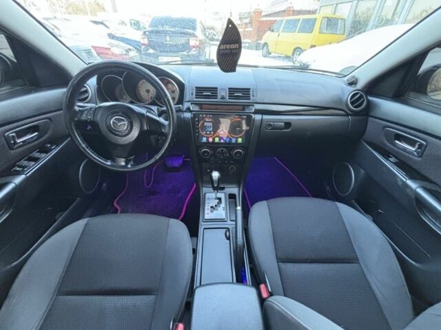 Сірий Мазда 3, об'ємом двигуна 1.6 л та пробігом 235 тис. км за 4000 $, фото 7 на Automoto.ua