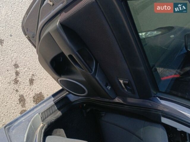 Сірий Мазда 3, об'ємом двигуна 1.6 л та пробігом 208 тис. км за 4800 $, фото 9 на Automoto.ua