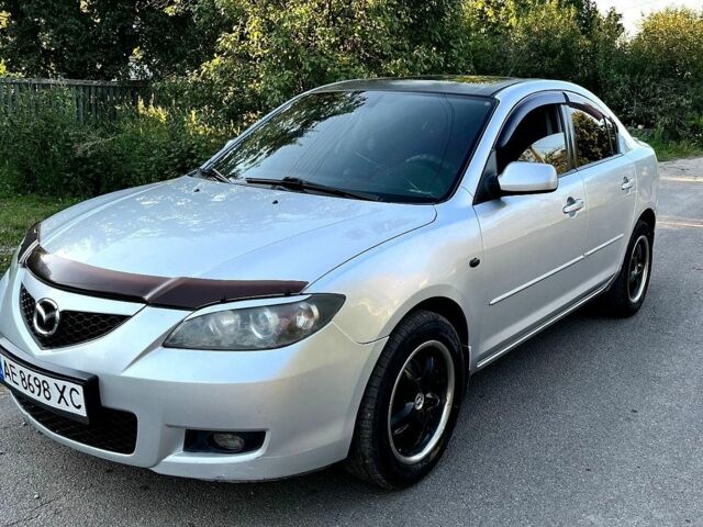 Серый Мазда 3, объемом двигателя 1.6 л и пробегом 270 тыс. км за 5000 $, фото 2 на Automoto.ua