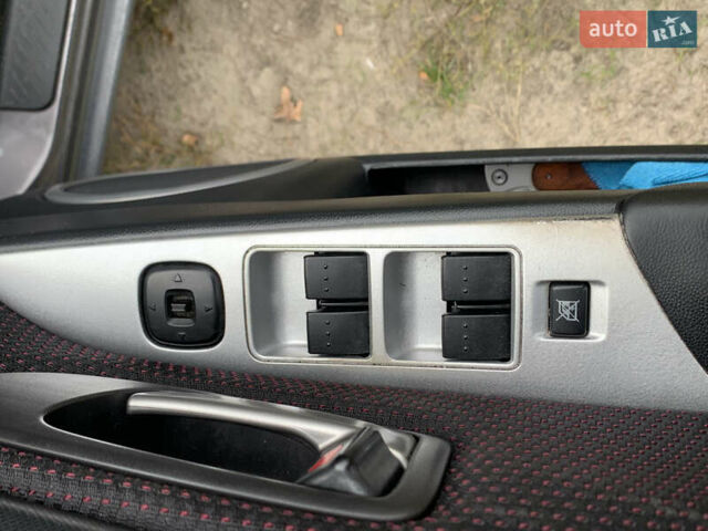 Сірий Мазда 3, об'ємом двигуна 1.6 л та пробігом 228 тис. км за 6100 $, фото 7 на Automoto.ua