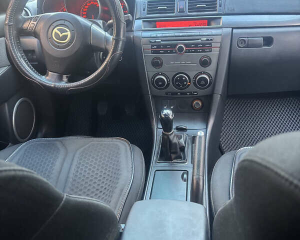 Серый Мазда 3, объемом двигателя 2 л и пробегом 162 тыс. км за 5200 $, фото 6 на Automoto.ua