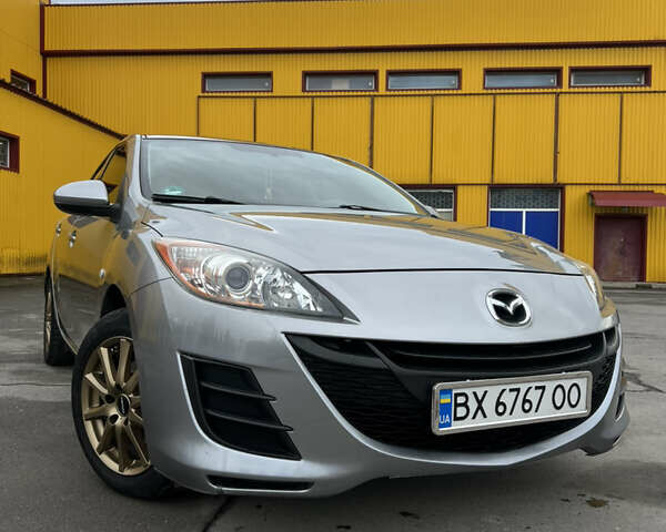 Сірий Мазда 3, об'ємом двигуна 1.6 л та пробігом 230 тис. км за 7600 $, фото 12 на Automoto.ua