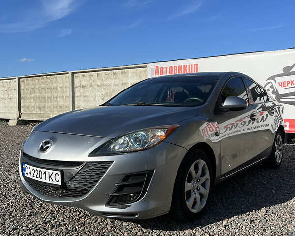 Сірий Мазда 3, об'ємом двигуна 2 л та пробігом 145 тис. км за 6200 $, фото 2 на Automoto.ua