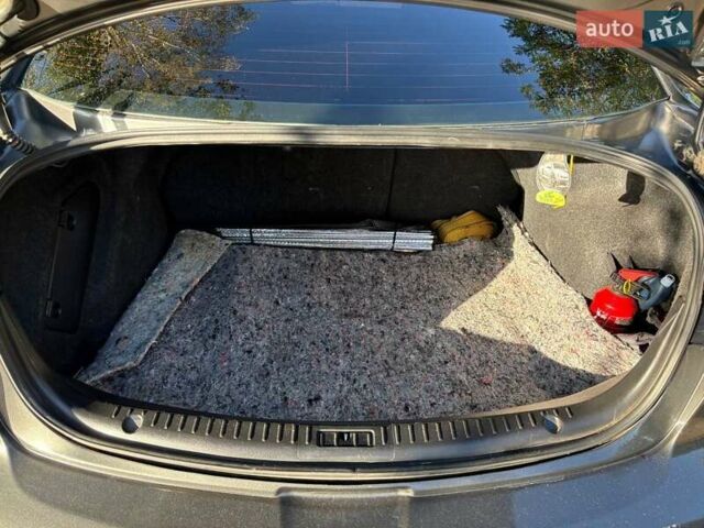 Серый Мазда 3, объемом двигателя 1.56 л и пробегом 193 тыс. км за 6700 $, фото 8 на Automoto.ua