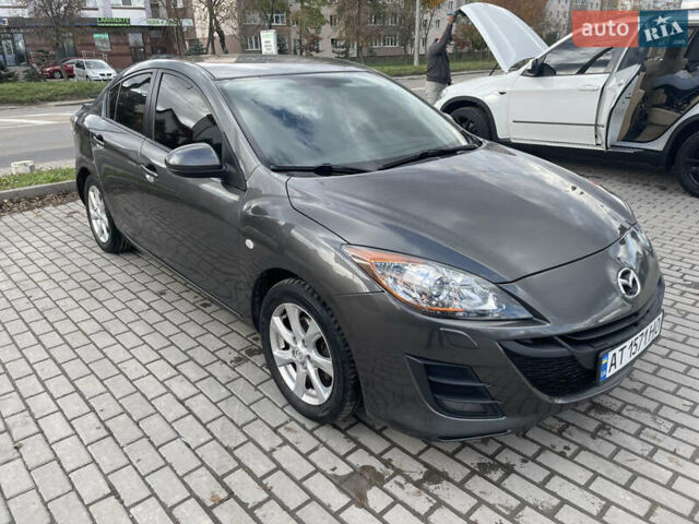 Мазда 3 2010 в Ивано-Франковске на Automoto.ua Серый Мазда 3, объемом двигателя 1.6 л и пробегом 198 тыс. км за 6700 $, фото 14 на Automoto.ua