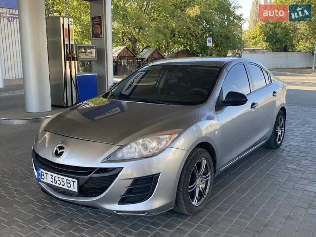 Сірий Мазда 3, об'ємом двигуна 1.6 л та пробігом 187 тис. км за 7300 $, фото 1 на Automoto.ua